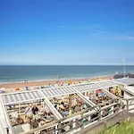 Modern Chalet With Dish Washer, 1 Km From Domburg