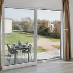 Modern Chalet With Dish Washer, 1 Km From Domburg