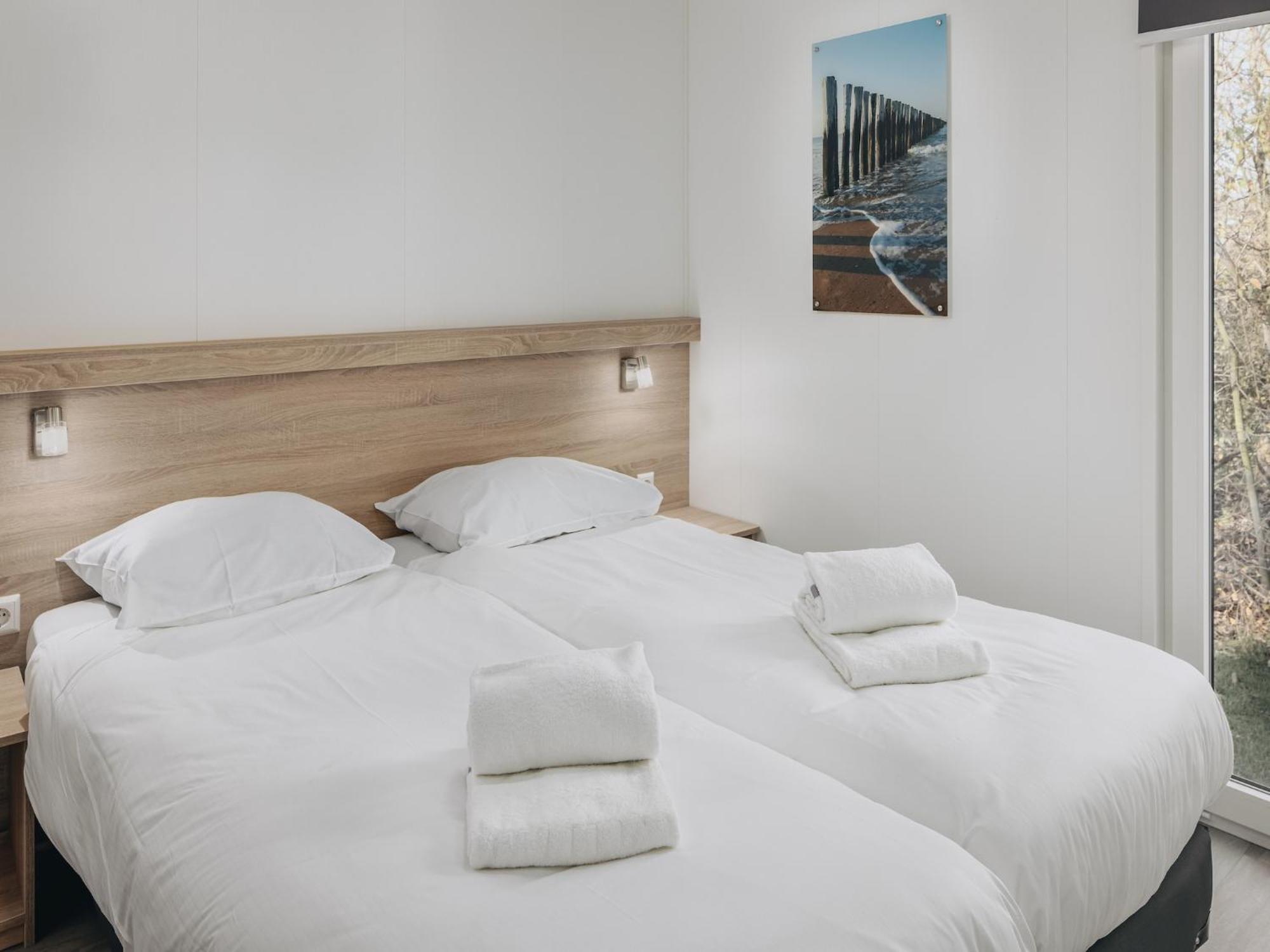 Chalet Modern With Dish Washer, 1 Km From Domburg