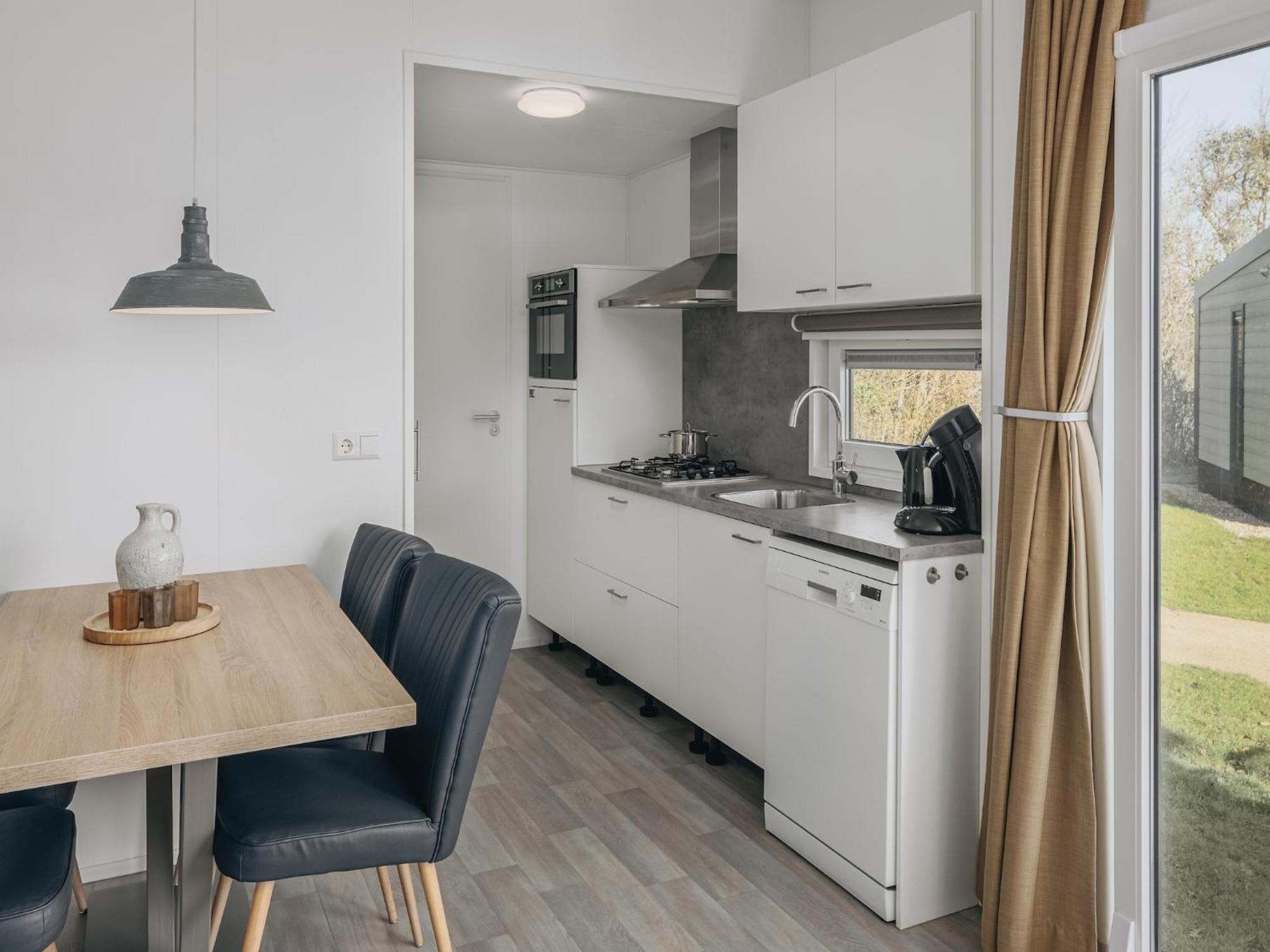 Modern With Dish Washer, 1 Km From * Domburg