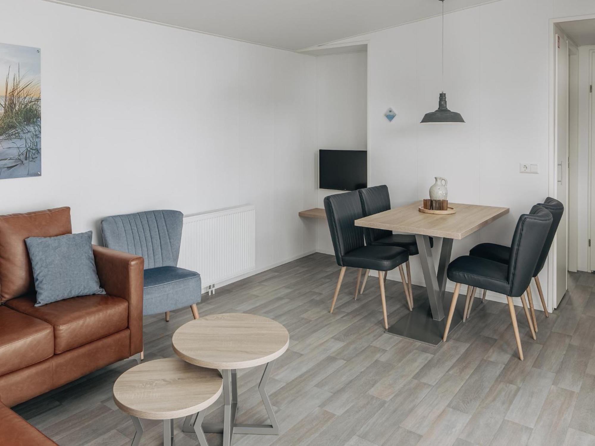 Chalet Modern With Dish Washer, 1 Km From Domburg